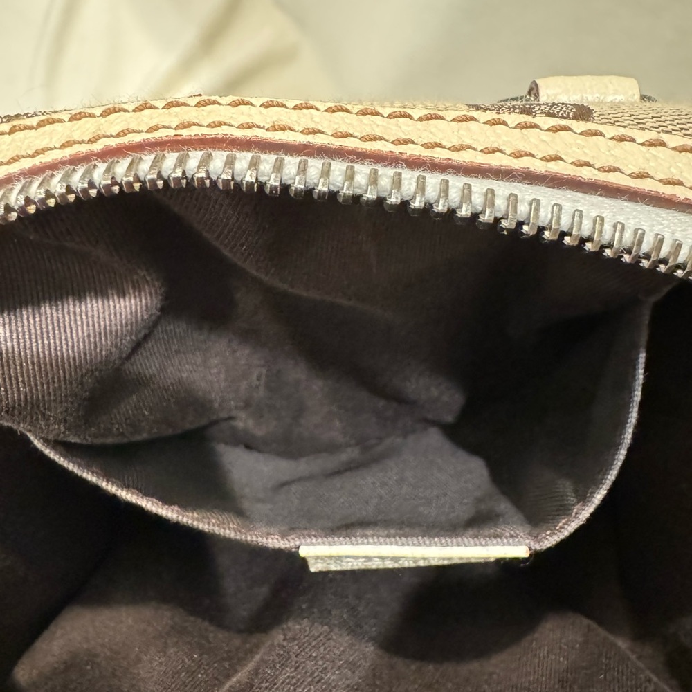 Gucci Beige GG Print Monogram Canvas Mini Handbag - Picture 13 of 16